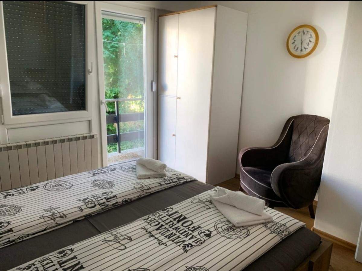 At The Heart Of Plitvice Lakes - Self Check-In! Apartment Plitvicka Jezera Exterior photo